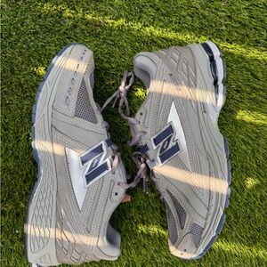 New Balance 1906R in perfect condition